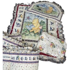 Vintage Classic 1997 Winnie the Pooh Red Calliope Baby Crib Quilt Comforter Set